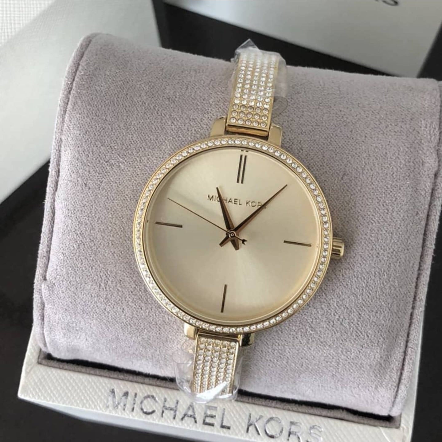 Michael Kors Jaryn Quartz Gold Dial Gold Steel Strap Watch For Women - MK3784