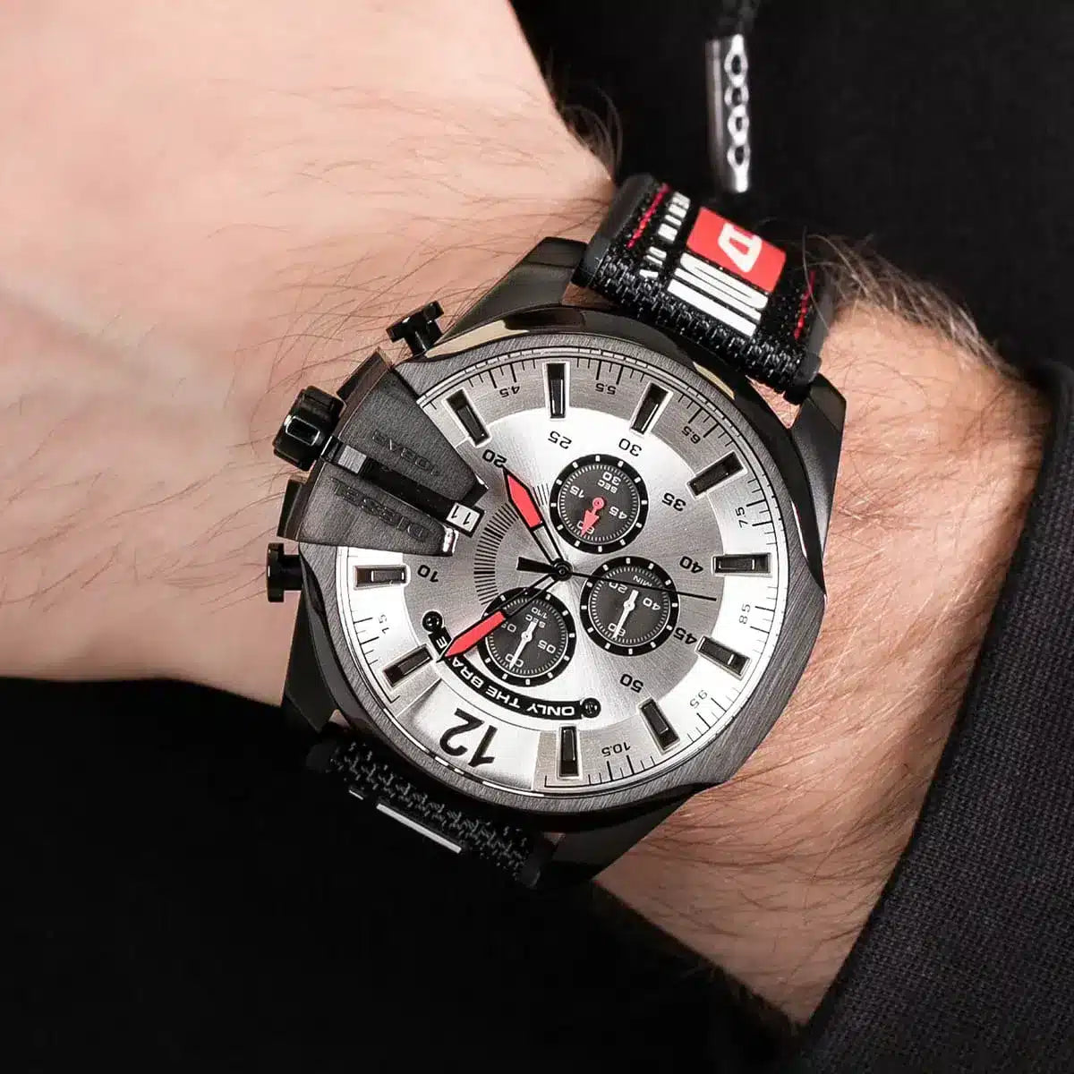 Diesel Mega Chief Chronograph Silver Dial Black Leather Strap Watch For Men - DZ4512