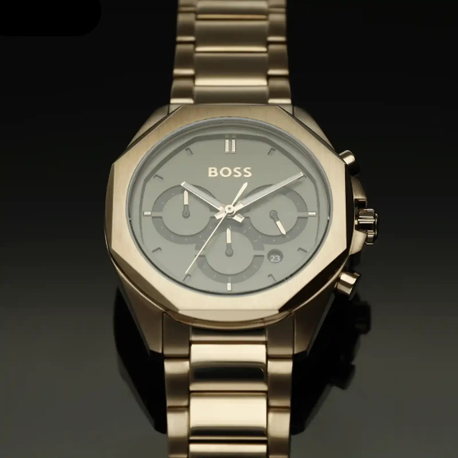 Hugo Boss Classic Chronograph Green Dial Beige Gold Steel Strap Watch For Men - 1514019