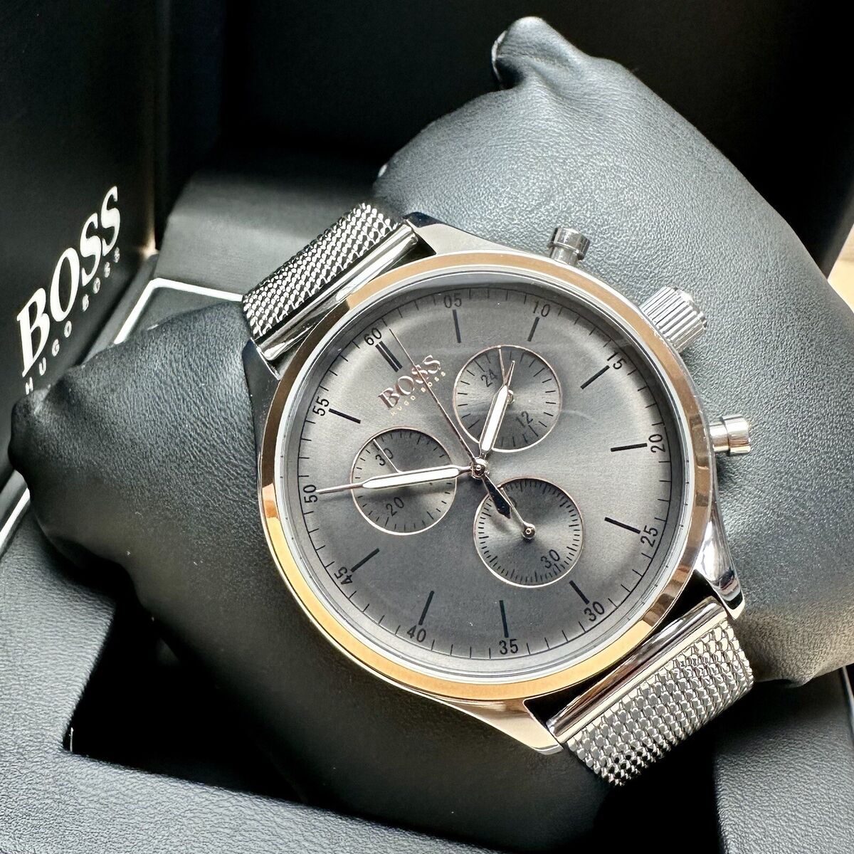 Hugo Boss Companion Chronograph Grey Dial Silver Mesh Bracelet Watch For Men - 1513549