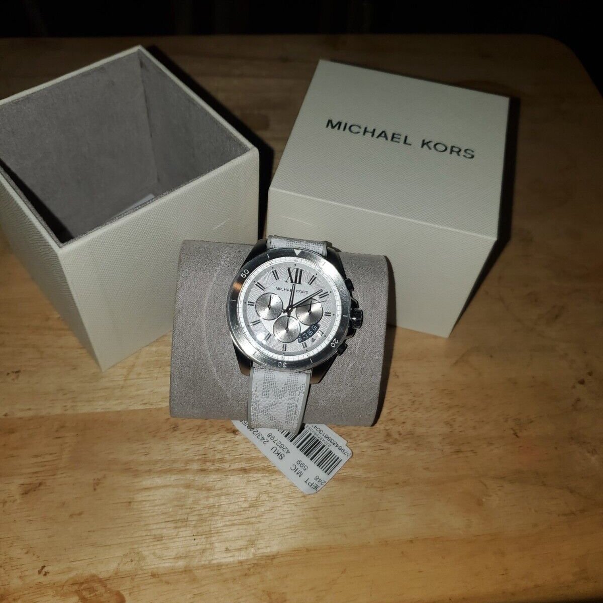 Michael Kors Brecken Chronograph Silver Dial White Leather Strap Watch For Men - MK8949