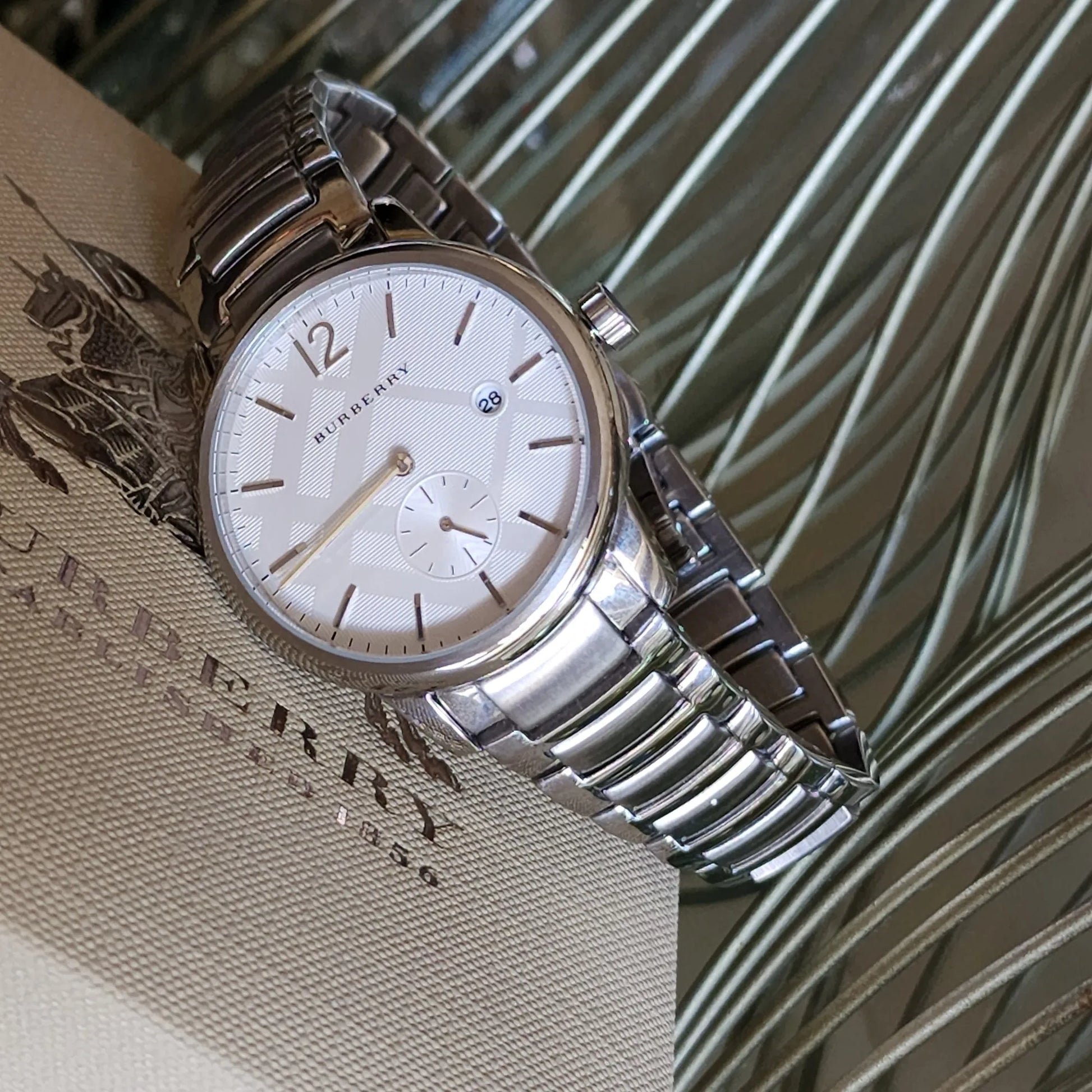 Burberry The Classic White Dial Silver Steel Strap Watch for Men - BU10004
