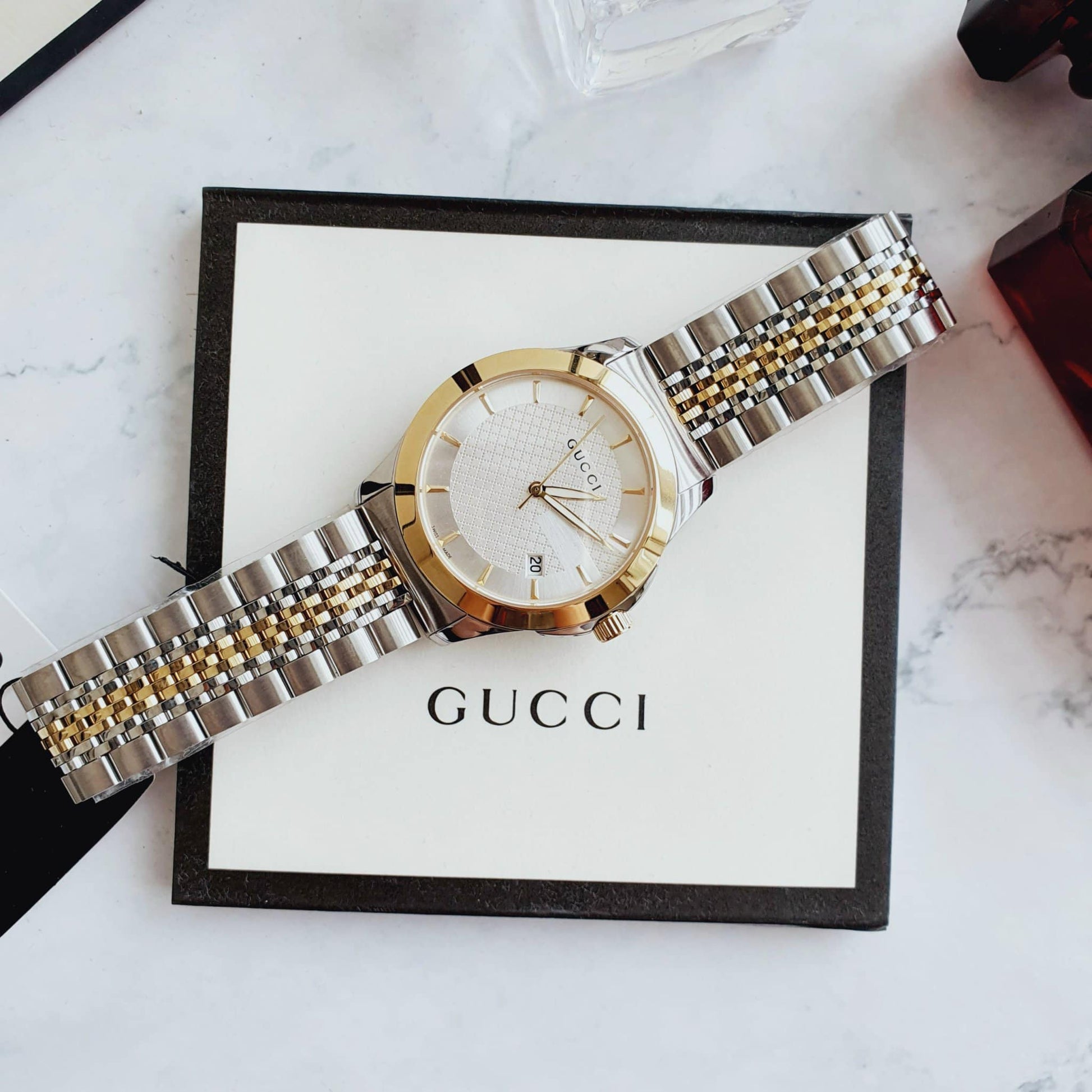 Gucci G Timeless Quartz Silver Dial Two Tone Mesh Bracelet Watch For Men - YA126409