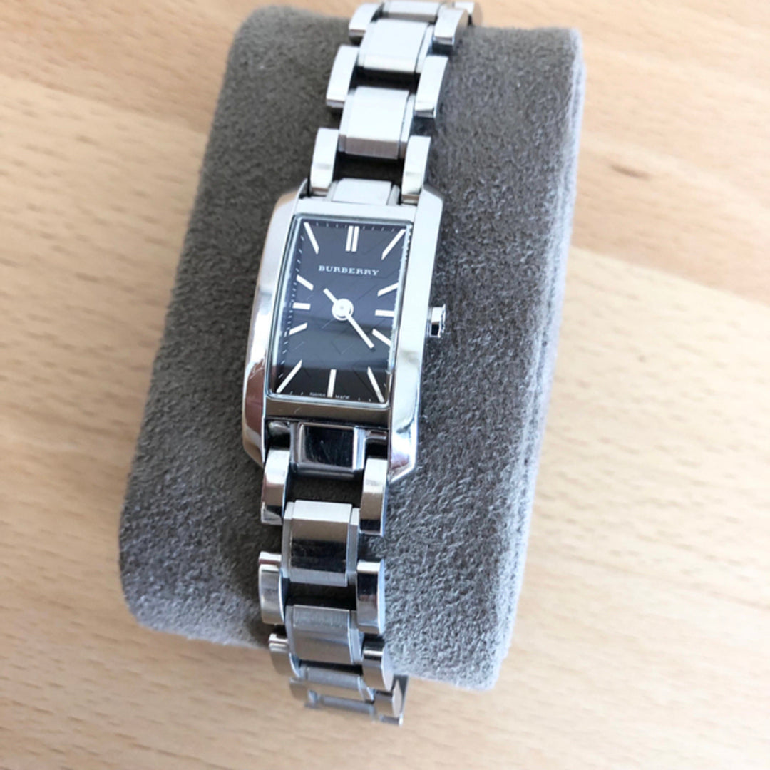 Burberry Heritage Black Dial Silver Steel Strap Watch For Women - BU9601