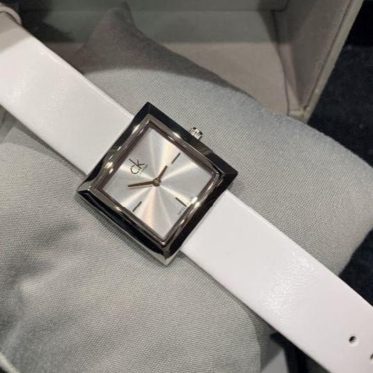 Calvin Klein Mark Silver Dial White Leather Strap Watch for Women - K3R231L6