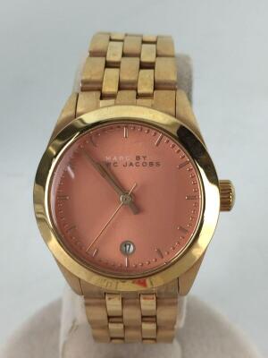 Marc Jacobs Peeker Pink Dial Rose Gold Stainless Steel Strap Watch for Women - MBM3377