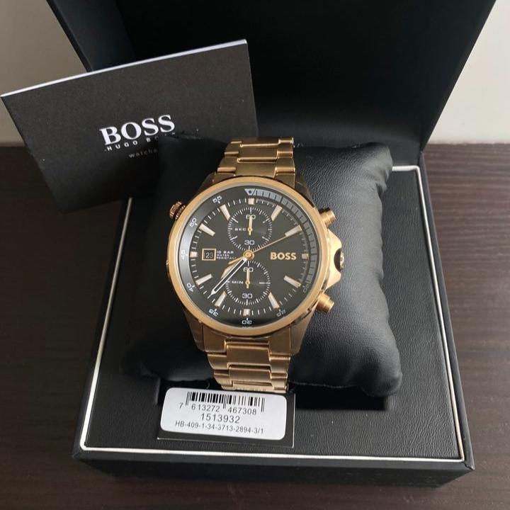 Hugo Boss Globetrotter Chronograph Black Dial Gold Steel Strap Watch for Men - 1513932