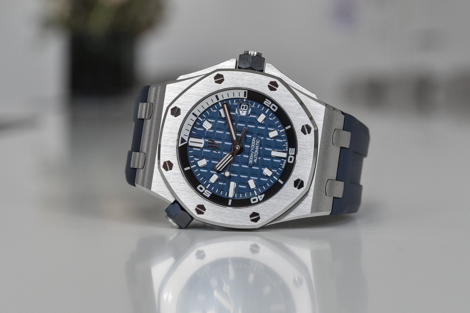 Audemars Piguet Royal Oak Offshore Diver Blue Dial Blue Rubber Strap Watch for Men - 15720ST.OO.A027CA.01