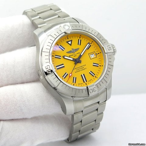 Breitling Avenger Automatic 45mm Seawolf Yellow Dial Silver Steel Strap Strap Watch for Men - A17319101/1A1