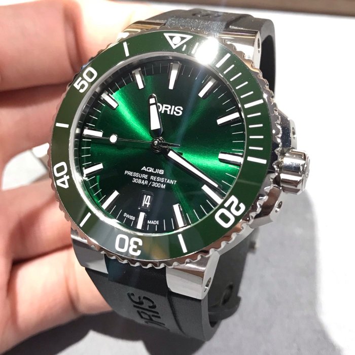 Oris Aquis Date Green Dial Black Rubber Strap Watch for Men - 0173377304157-0742464EB