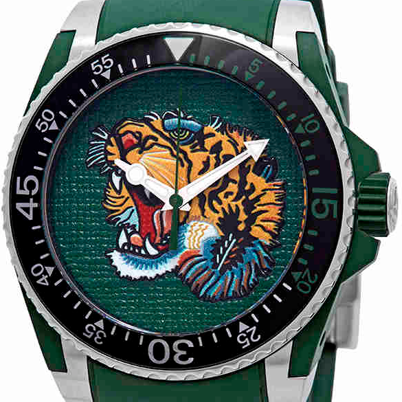 Gucci Dive Tiger Head Motif Green Dial Green Rubber Strap Watch For Men - YA136316