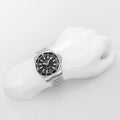 Gucci Dive Quartz Black Dial Silver Steel Strap Watch For Men - YA136212