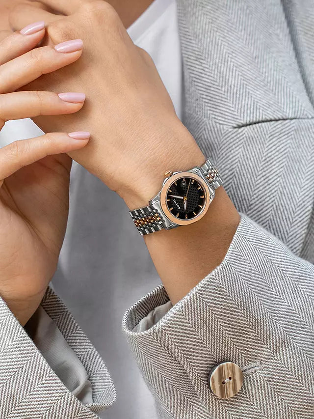 Gucci G Timeless Quartz Black Dial Two Tone Mesh Bracelet Watch For Women - YA126512