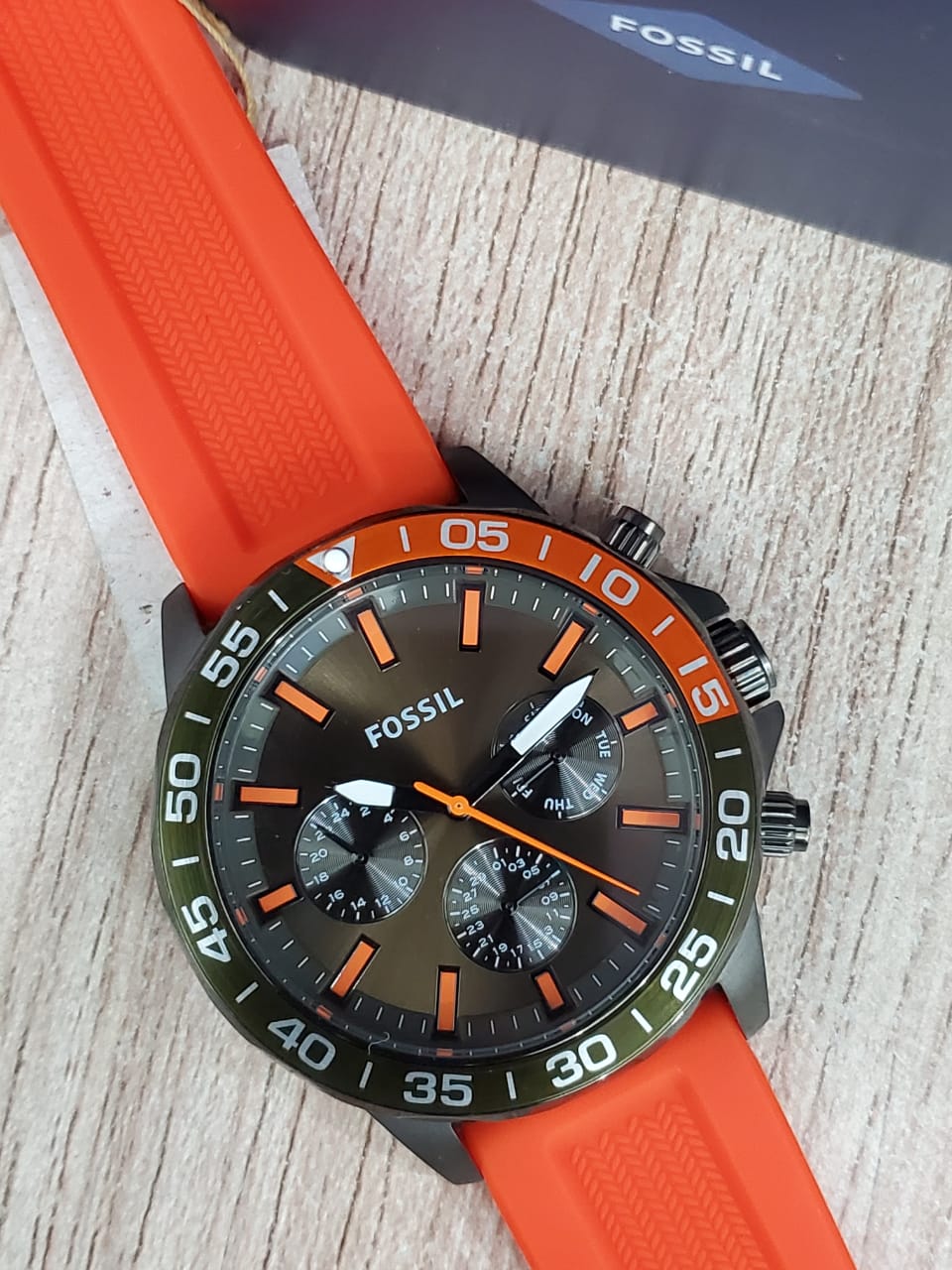 Fossil Bannon Chronograph Grey Dial Orange Silicone Strap Watch for Men - BQ2500