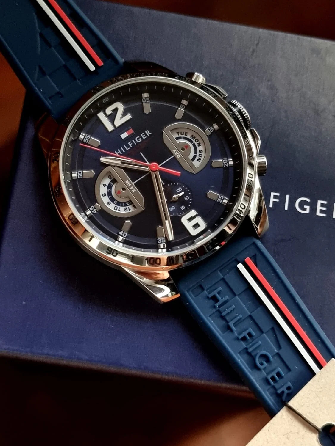 Tommy Hilfiger Decker Blue Dial Blue Rubber Strap Watch for Men - 1791476