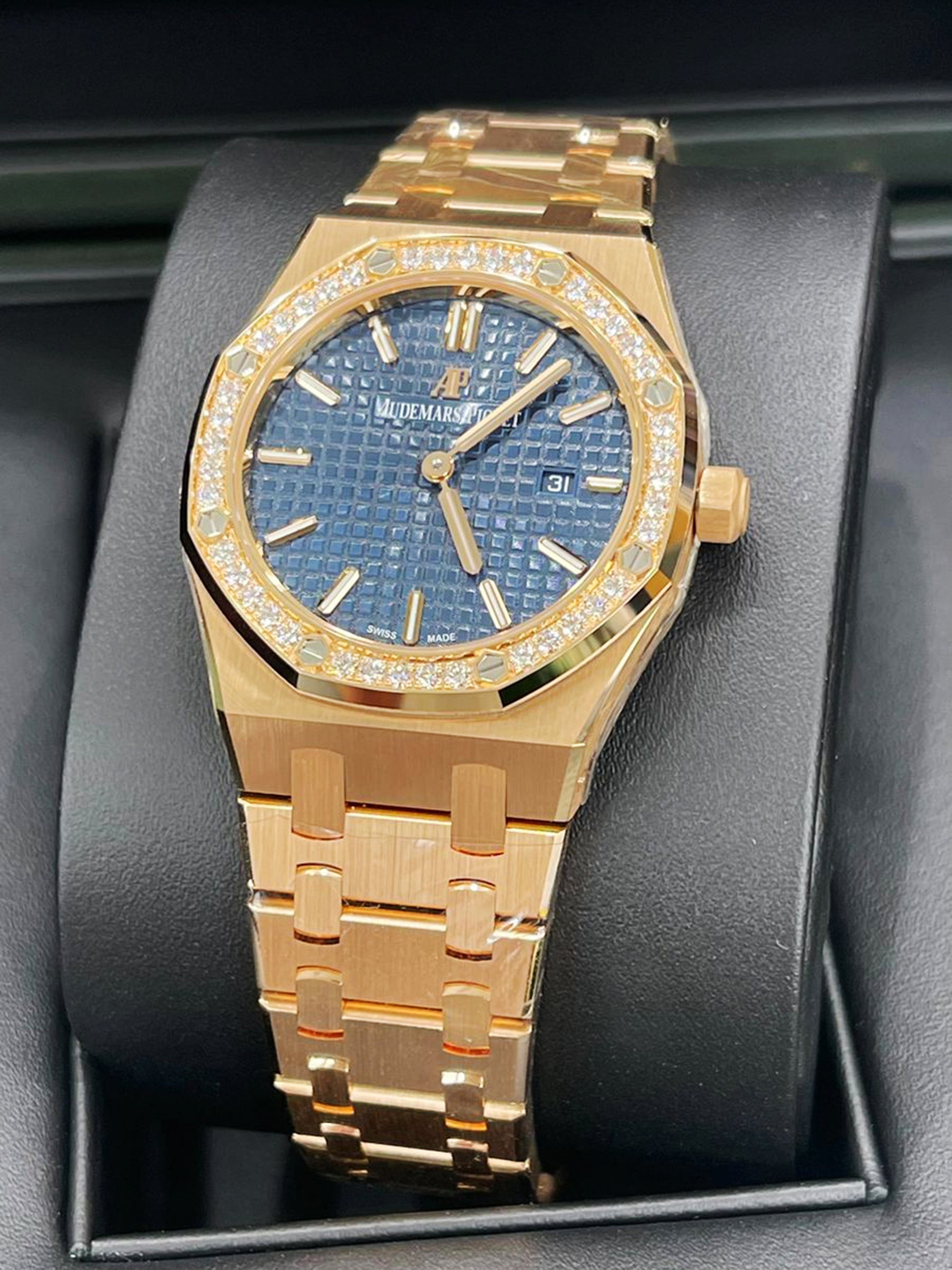 Audemars Piguet Royal Oak Quartz Diamonds Blue Dial Rose Gold Steel Strap Watch for Women - 67651OR.ZZ.1261OR.02