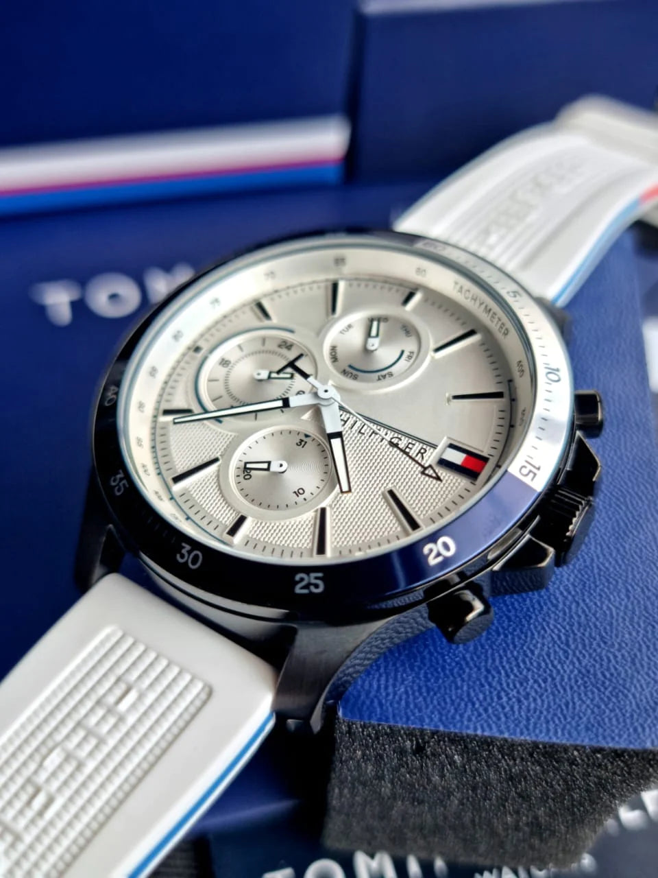 Tommy Hilfiger Bank Chronograph White Dial White Rubber Strap Watch for Men - 1791723