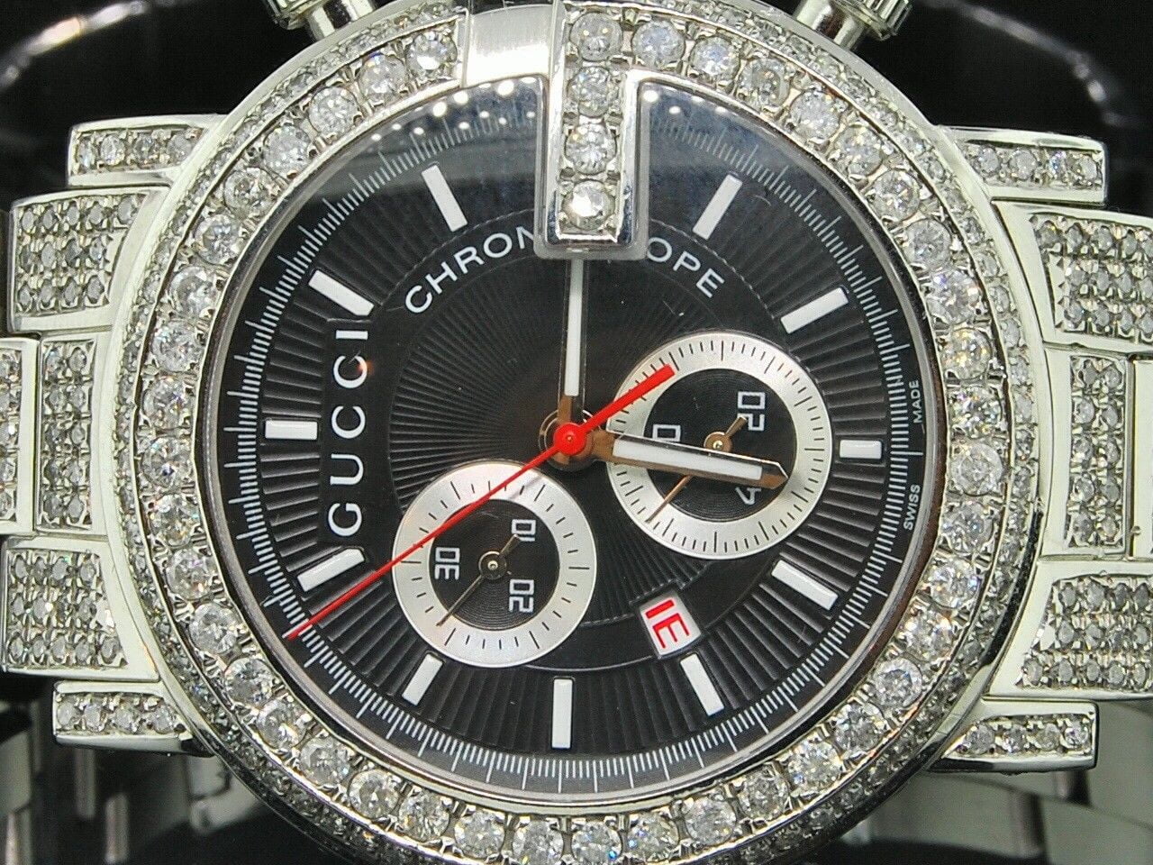 Gucci G Chrono Diamonds Black Dial Silver Steel Strap Watch For Men - YA101324