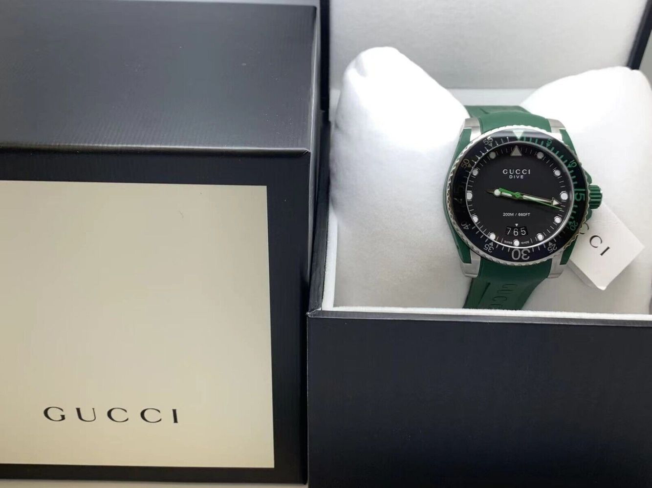 Gucci Dive Quartz Black Dial Green Rubber Strap Watch For Men - YA136310