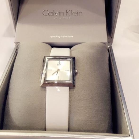 Calvin Klein Mark Silver Dial White Leather Strap Watch for Women - K3R231L6