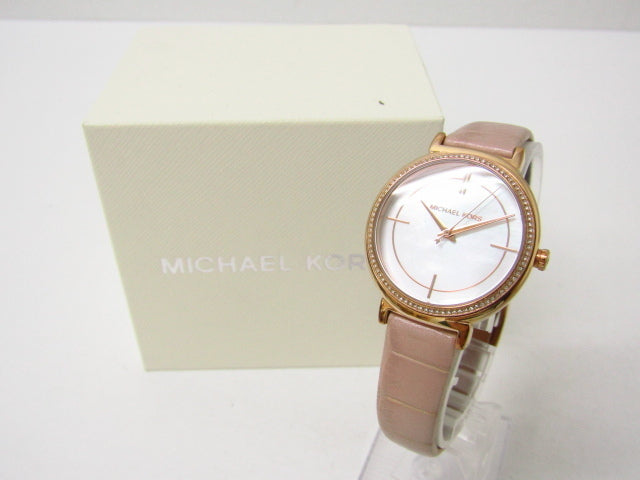 Michael Kors Cinthia Mother of Pearl Dial Pink Leather Strap Watch for Women - MK2663