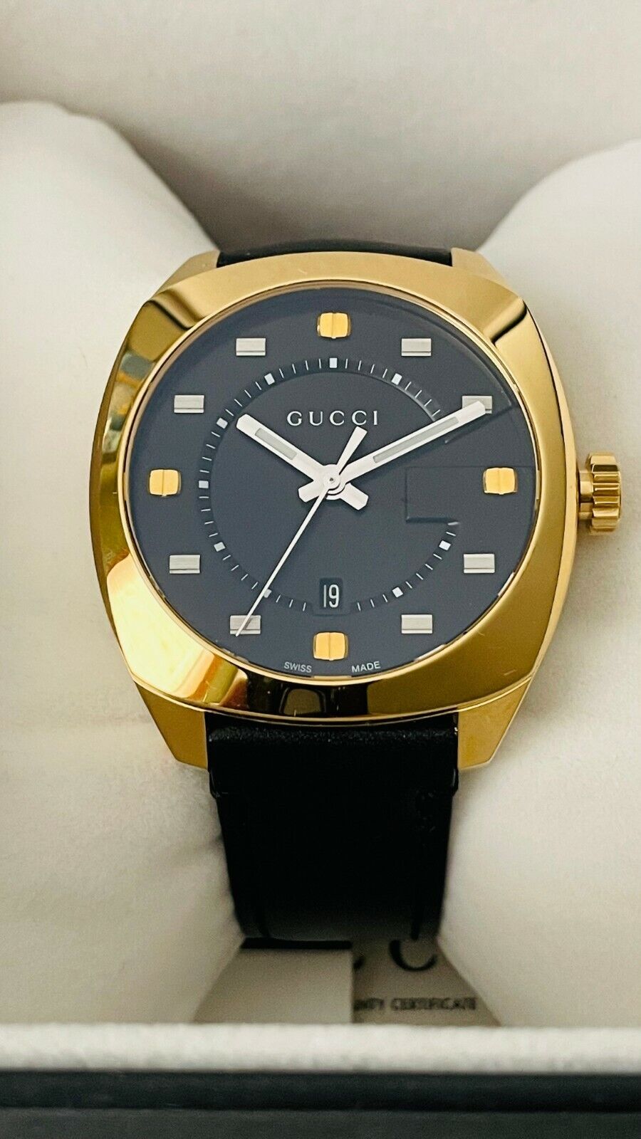 Gucci GG2570 Quartz Black Dial Black Leather Strap Watch For Men - YA142310