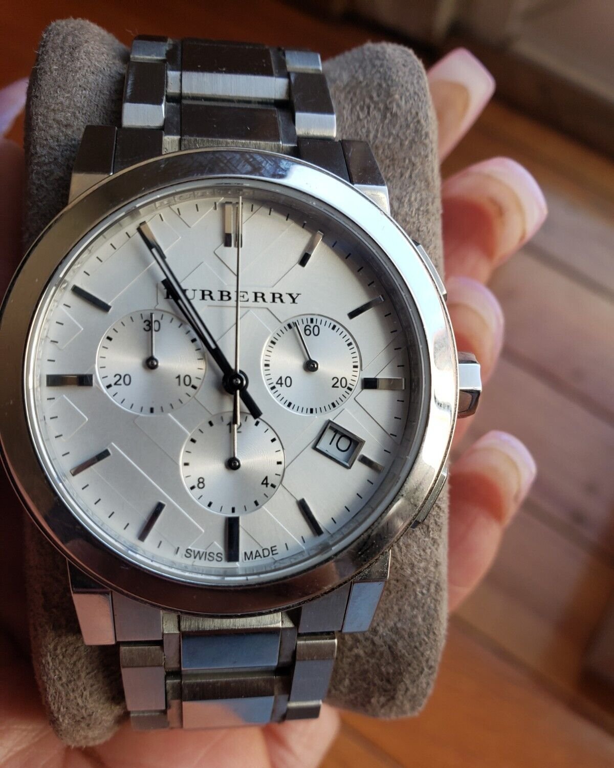 Burberry The City White Dial Silver Steel Strap Watch for Men - BU9750