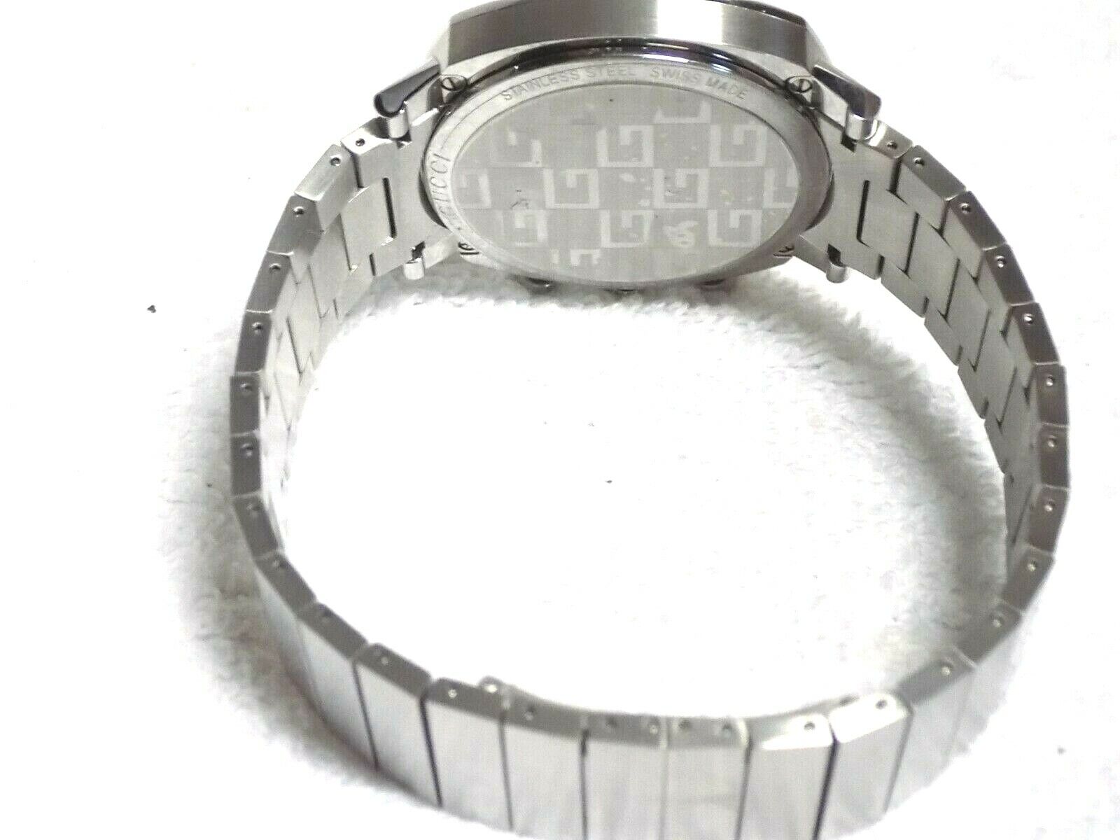 Gucci Grip Quartz Silver Dial Silver Steel Strap Watch For Men - YA157302