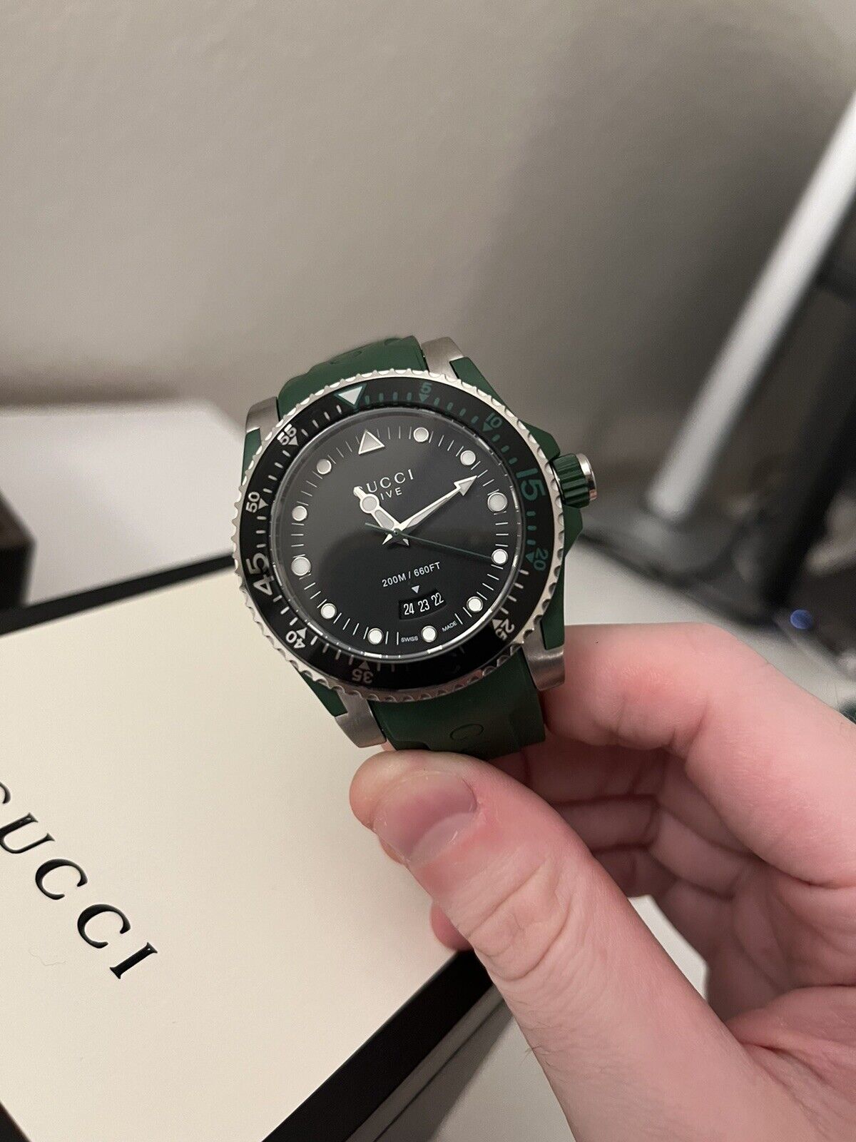 Gucci Dive Quartz Black Dial Green Rubber Strap Watch For Men - YA136310